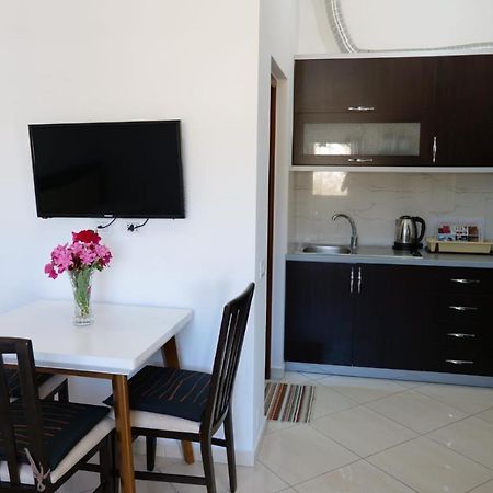 Vila Ervin Second Floor Ksamil Extérieur photo